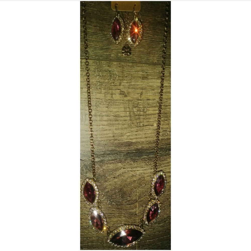 Monet Gold Social Necklace w/Matching Earrings NWT - Picture 2 of 16